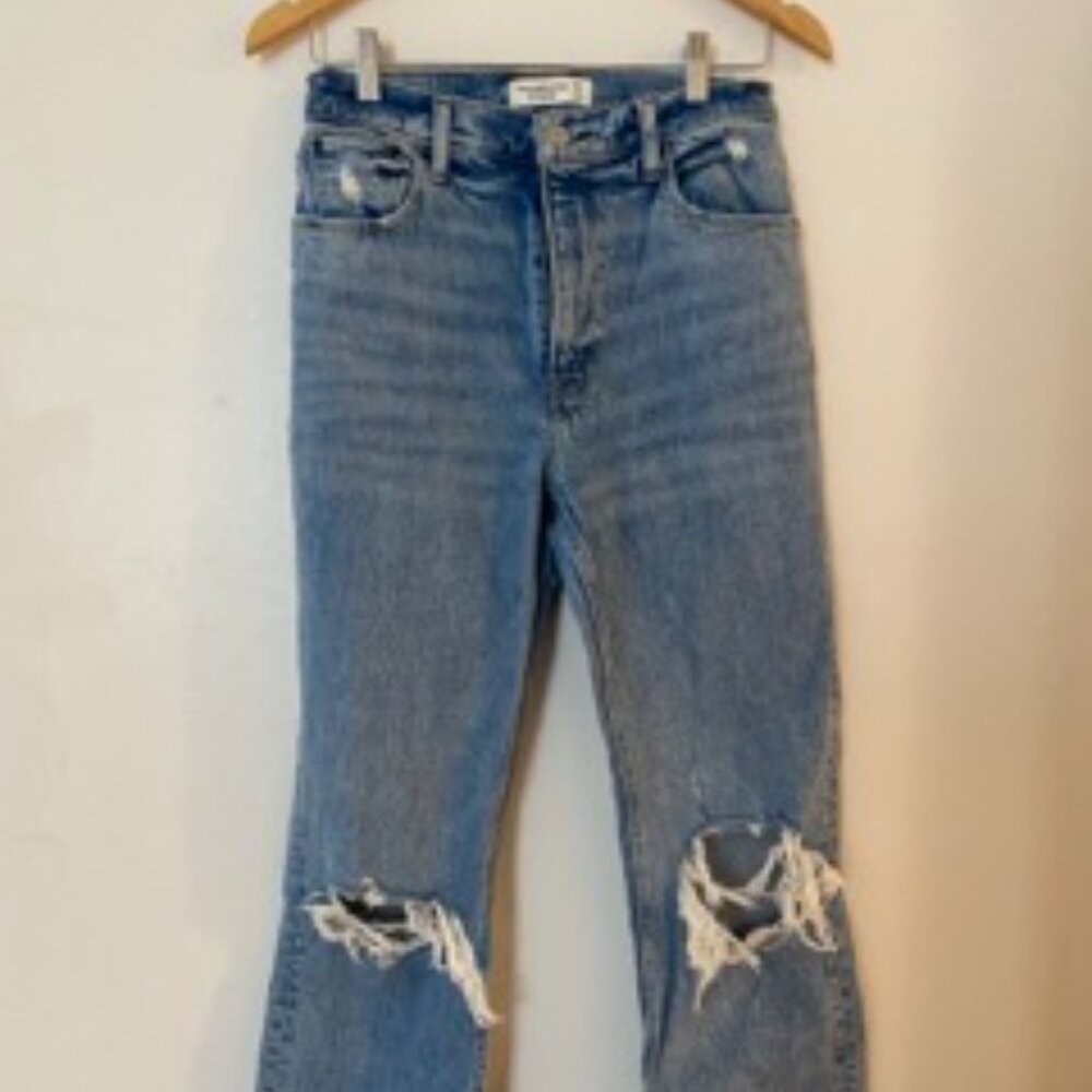 Abercrombie 90s Straight Ultra High Rise Jeans size 27